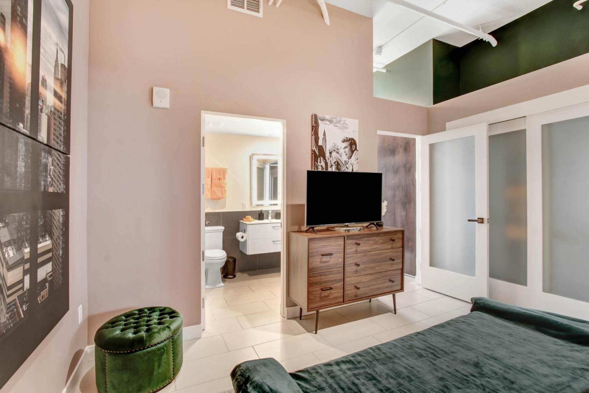 Nyc Styled Loft In Dtla, Sleeps 4 With Free Parking! Lejlighed Los Angeles Eksteriør billede
